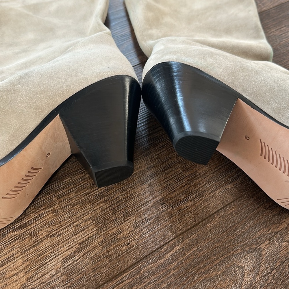 Paige Landyn Boot in Stone - Picture 8 of 16